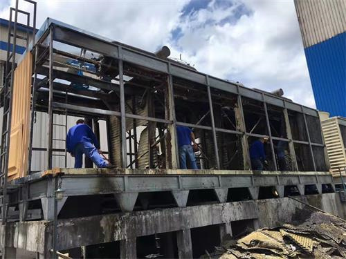 混流式閉式冷卻塔工作原理,引風式閉式冷卻塔