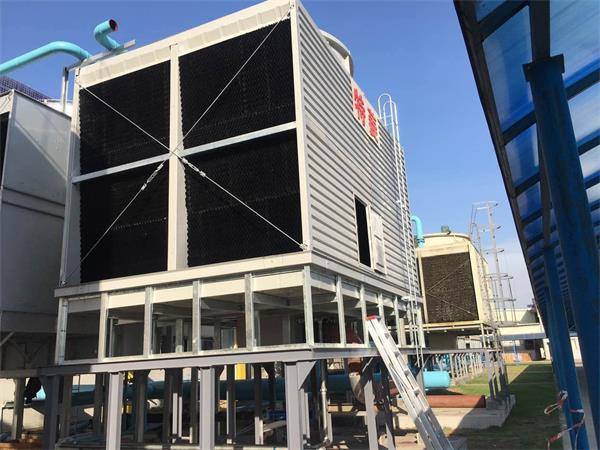 玻璃鋼冷卻塔在獨占大片市場離不開其優勢,玻璃鋼冷卻塔廠家