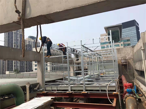 中央空調(diào)冷卻塔清洗 中央空調(diào)冷卻塔清洗